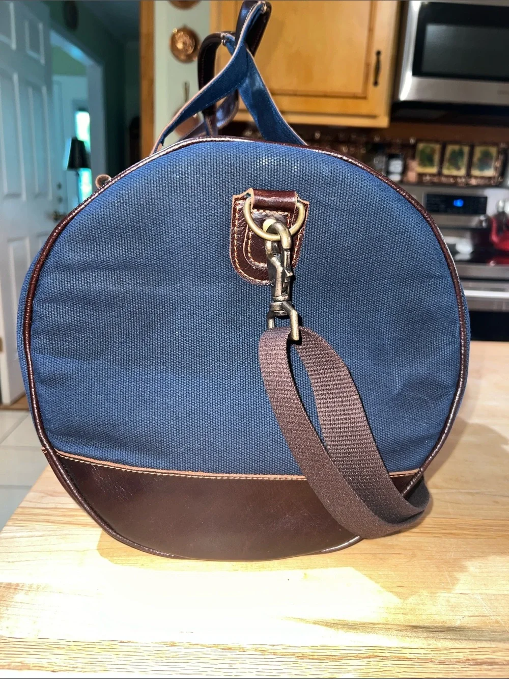 NWT Links & Kings Canvas Duffel Bag with Leather Trim